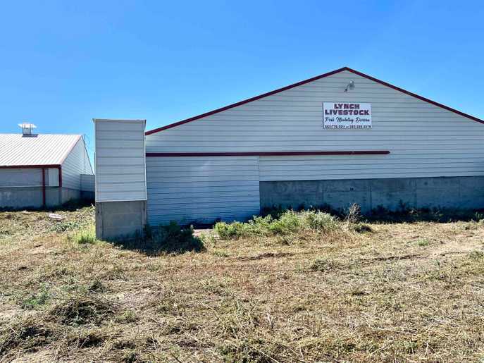 More Photos Of 3313 US 54, Guymon Manufacturing For Sale