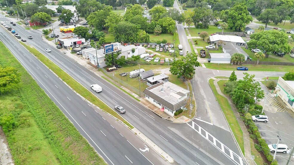 More Photos Of 3101 N Orange Blossom Trl, Zellwood Restaurant For Sale