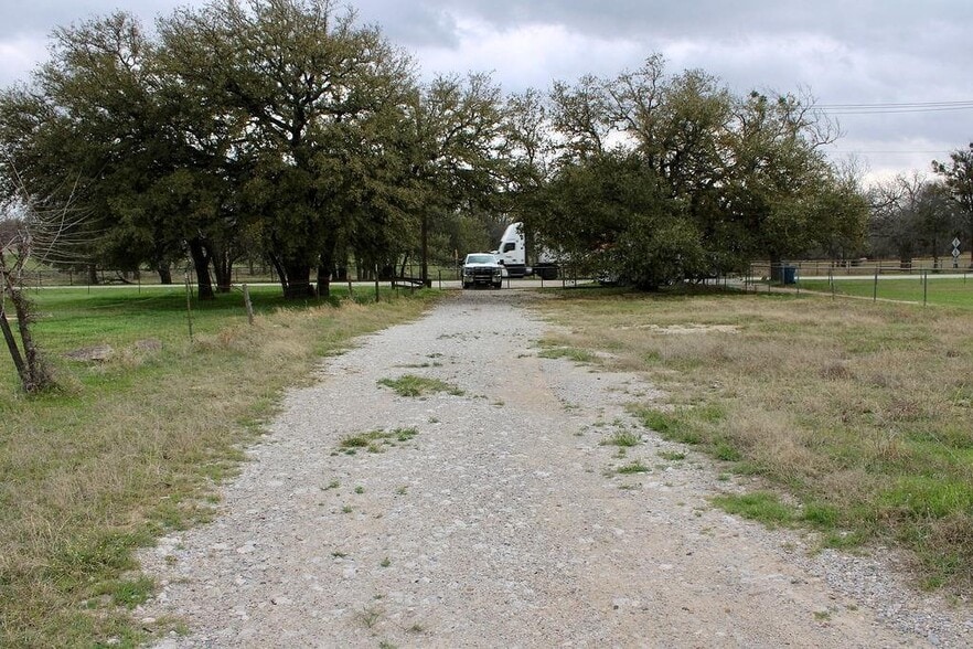 More Photos Of 119 Mikus Rd, Hudson Oaks Land For Lease