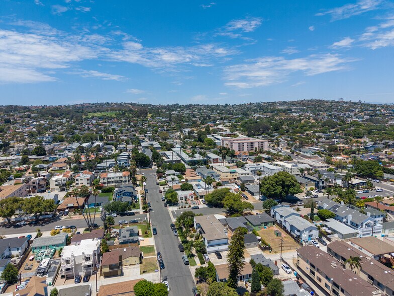 More Photos Of 2003 Emerald St, San Diego Apartments For Sale