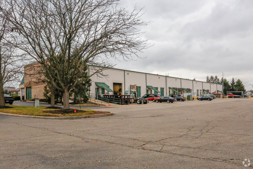 More Photos Of 6900-6918 Fairfield Business Dr, Fairfield Warehouse For Lease