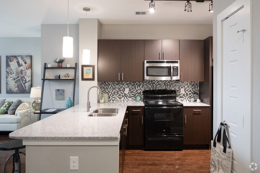 More Photos Of 8001-8211 Arista Pl, Broomfield Unknown For Lease