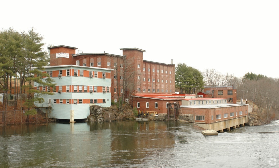 Primary Photo Of 3-4 Mallison Falls Rd, Windham Warehouse For Sale