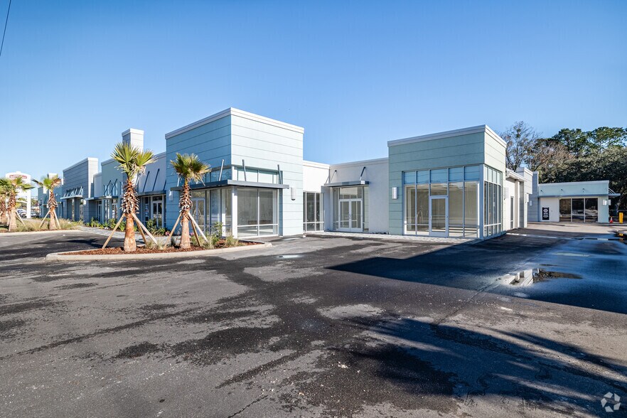 More Photos Of 7035 Philips Hwy, Jacksonville Unknown For Lease