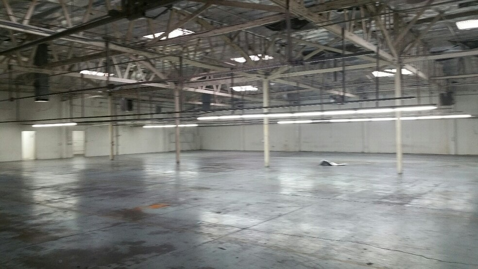 More Photos Of 3816-3818 S Broadway, Los Angeles Manufacturing For Lease