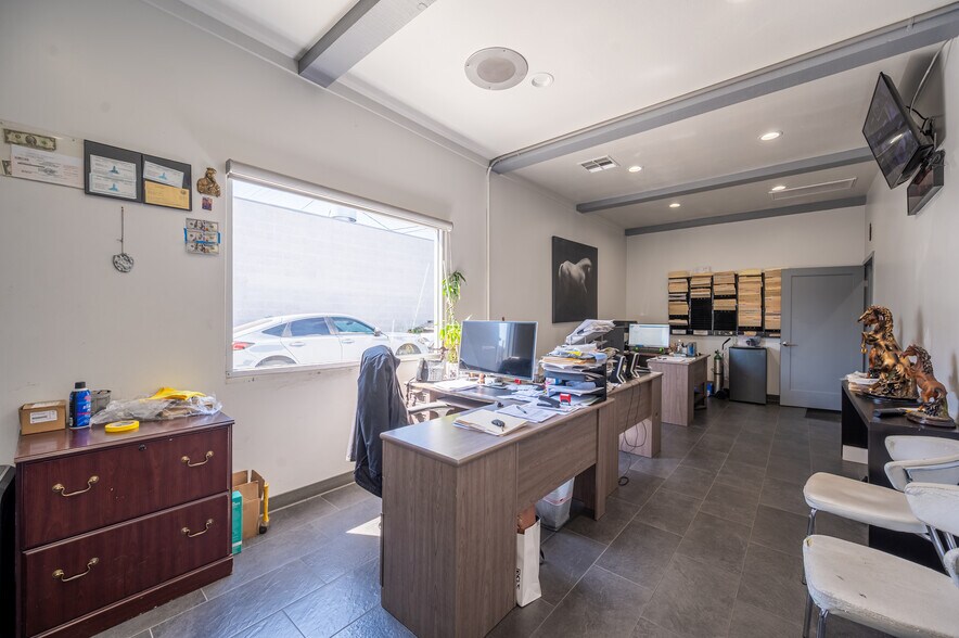 More Photos Of , North Hollywood Unknown For Sale