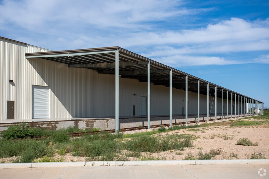 More Photos Of 7225 S Kolb Rd, Tucson Warehouse For Lease