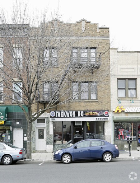More Photos Of 7321 Broadway, North Bergen Storefront Retail Residential For Lease