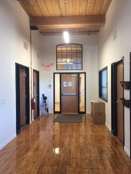 More Photos Of 30 Martin St, Cumberland Office For Lease