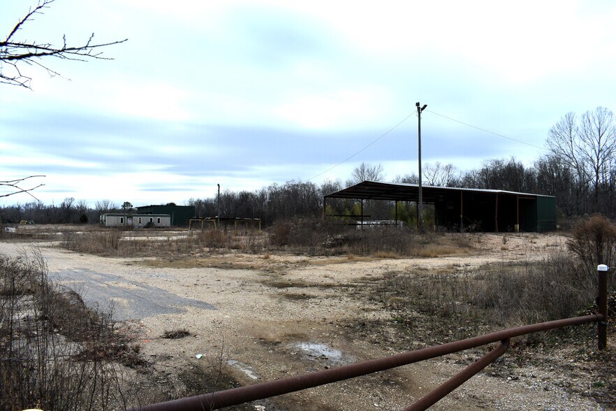 More Photos Of 4040 Northern Blvd, Montgomery Office For Lease