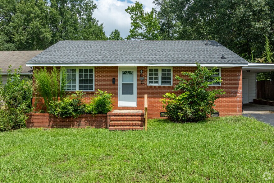 More Photos Of 3300-3328 Beck St, Greensboro Apartments For Sale