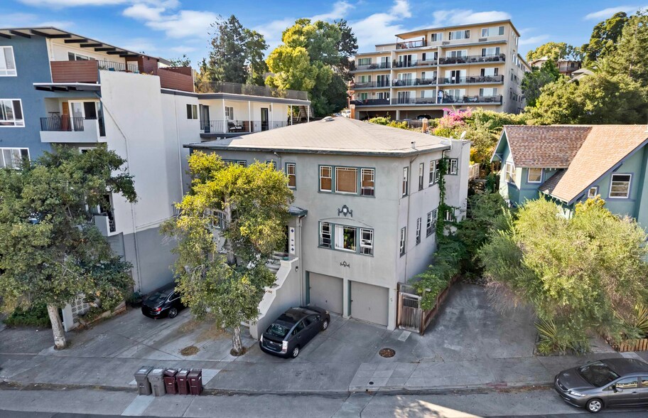 Primary Photo Of 365 Santa Clara Ave, Oakland Apartments For Sale