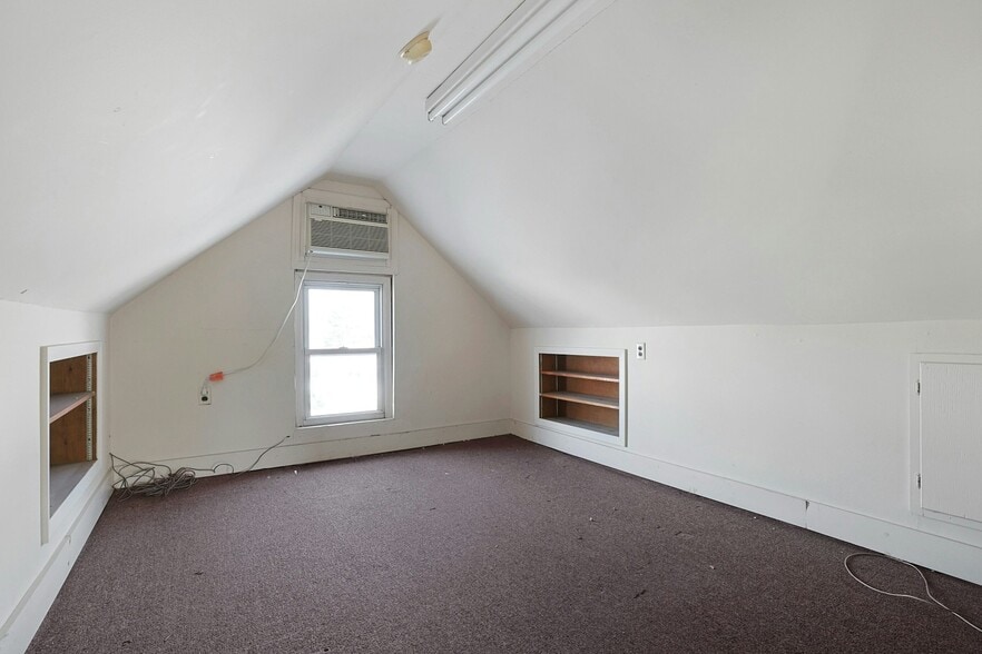 More Photos Of 162 Orange Ave, Suffern Office Residential For Sale