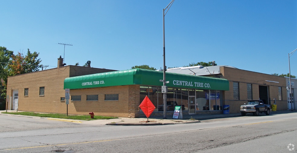 More Photos Of 7829-7839 W Grand Ave, Elmwood Park Warehouse For Sale