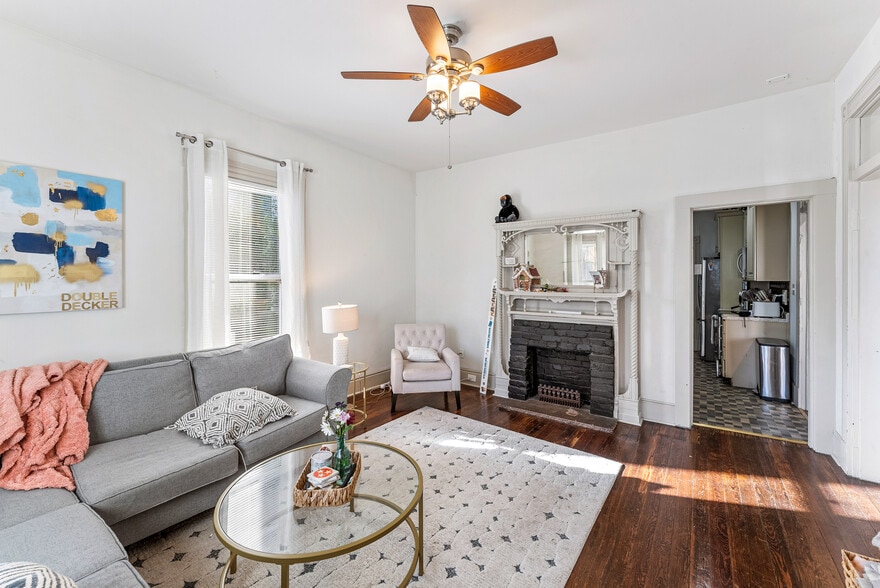 More Photos Of 1415 Highland Ave, Knoxville Multifamily For Sale