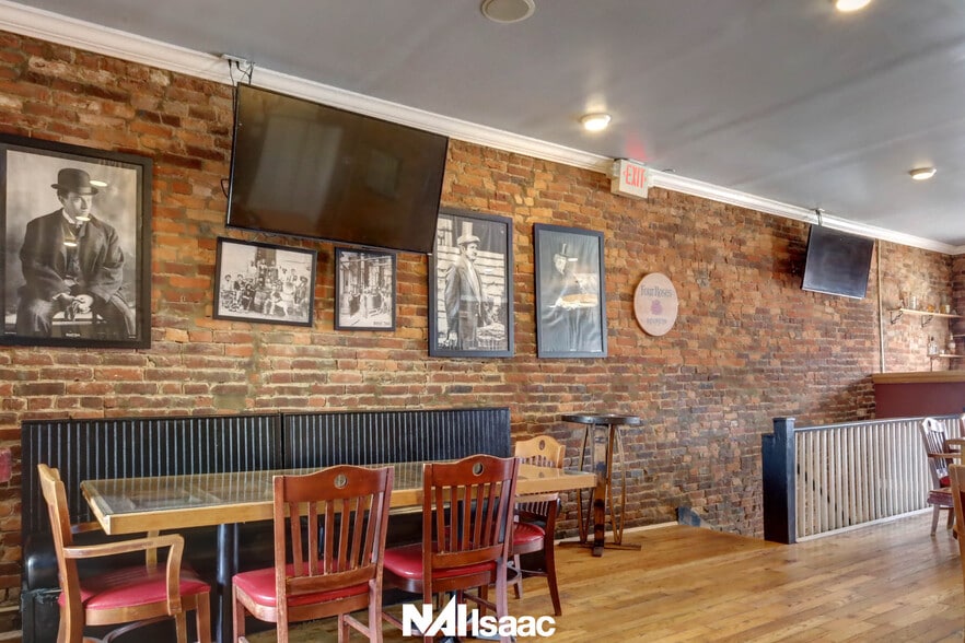 More Photos Of 103 W Main St, Frankfort Restaurant For Sale