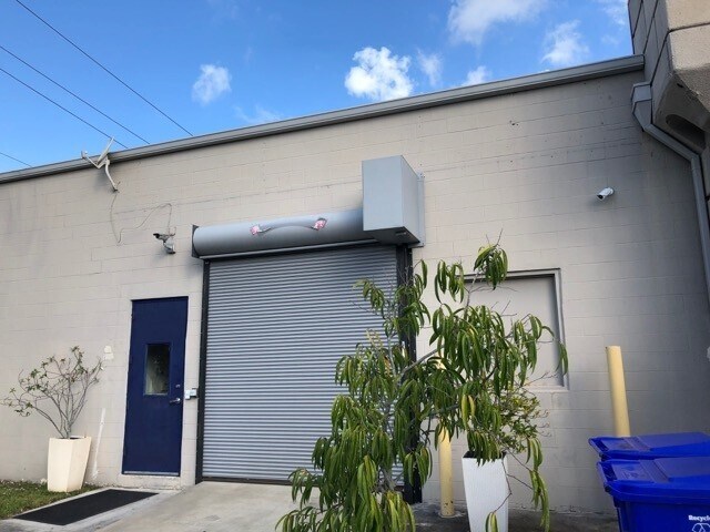 More Photos Of 8031 N Military Trl, Palm Beach Gardens Freestanding For Sale