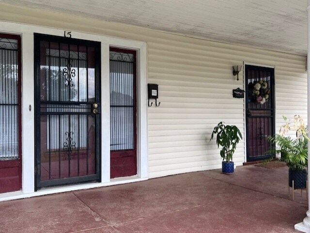 More Photos Of 15 S Barksdale St, Memphis Apartments For Sale