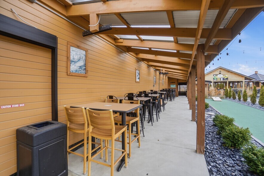 More Photos Of 2330 Bright Rd, Findlay Sports And Entertainment For Sale