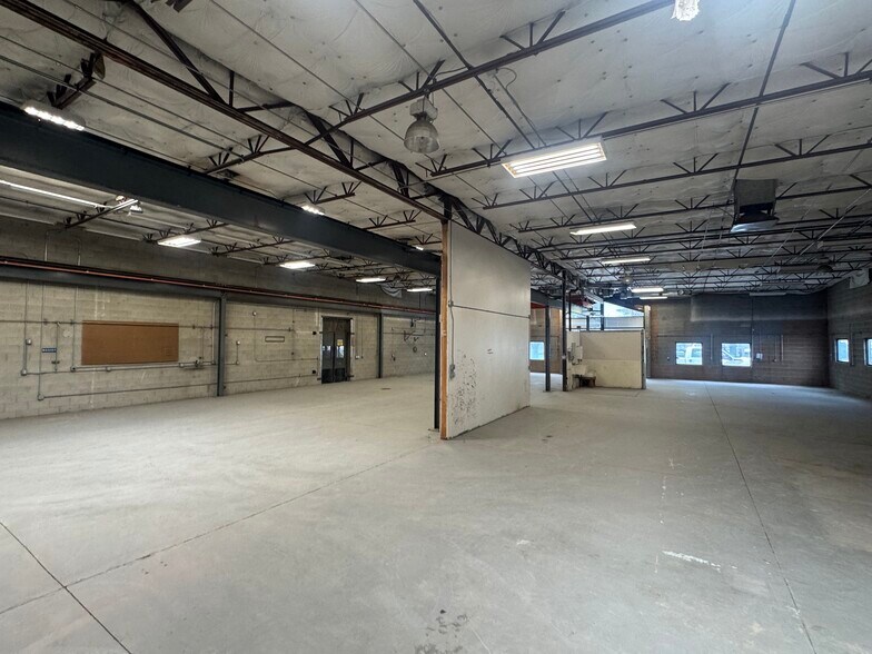 More Photos Of 4268-4272 W Nike Dr, West Jordan Distribution For Lease