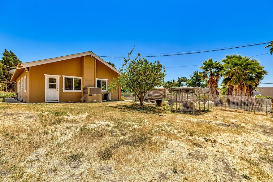 More Photos Of 1995 Old Calaveras Rd, Milpitas Lodge Meeting Hall For Sale