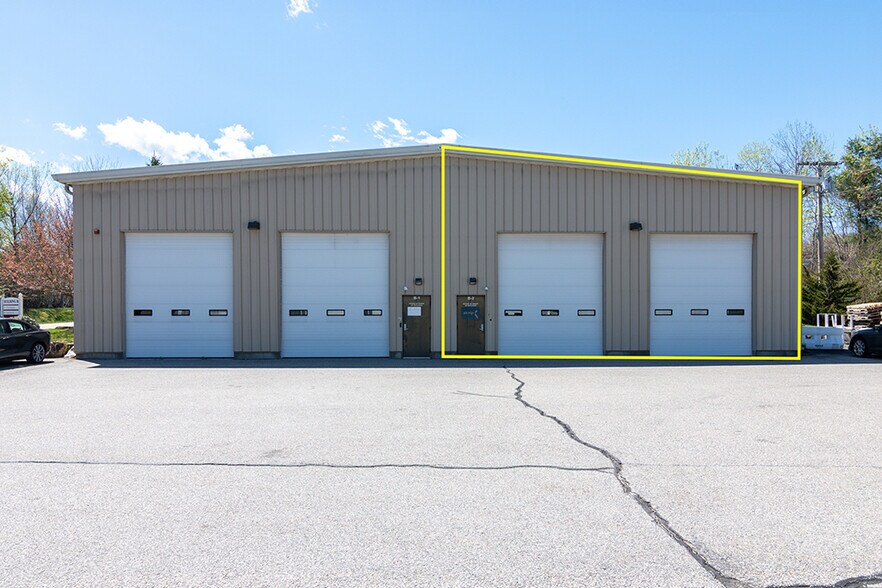 More Photos Of 376 Dry Bridge Rd, North Kingstown Warehouse For Sale