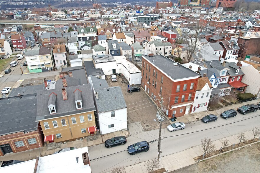 More Photos Of 328 Pearl St, Pittsburgh Apartments For Sale