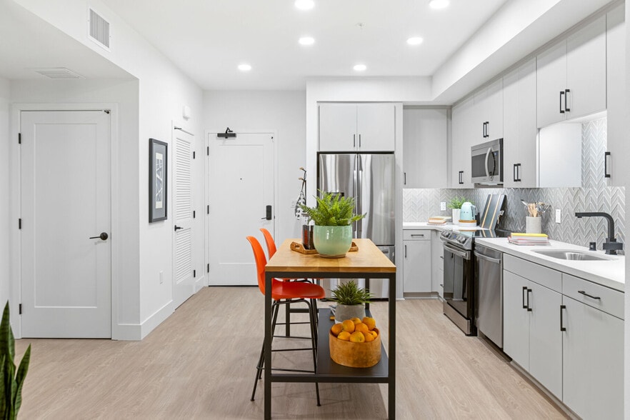 More Photos Of 4353 Park Blvd, San Diego Apartments For Lease