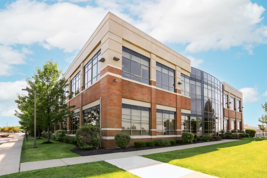 More Photos Of 600 Airborne Pky, Cheektowaga Unknown For Lease