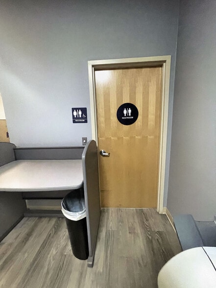 More Photos Of 3181 Balfour Rd, Brentwood Freestanding For Lease