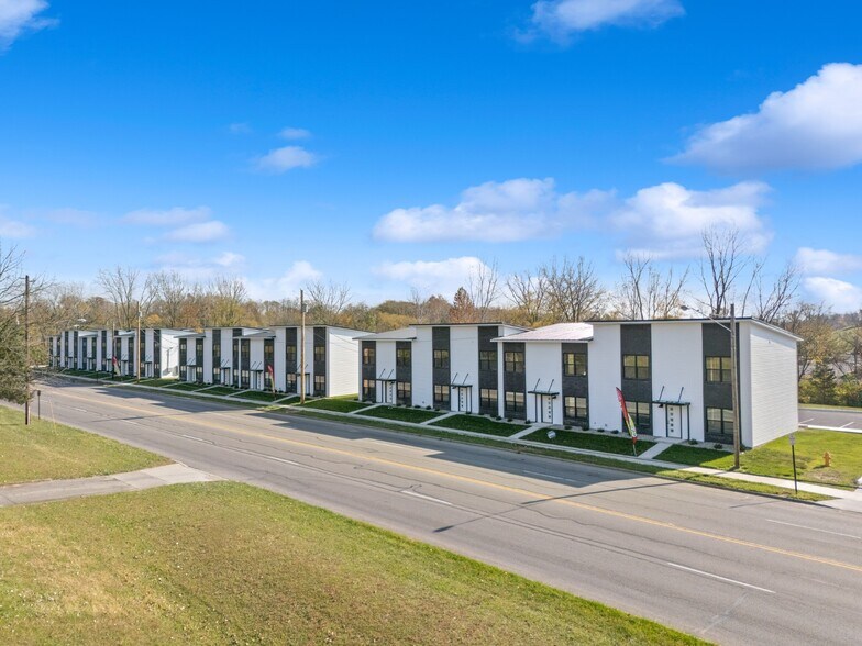 Primary Photo Of 1835 E Home Rd, Springfield Apartments For Sale