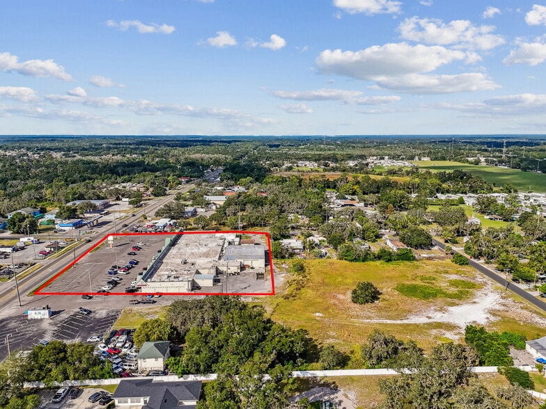 More Photos Of 3402 W Baker St, Plant City Supermarket For Sale