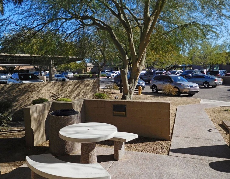 More Photos Of 9746 N 90th Pl, Scottsdale Medical For Sale