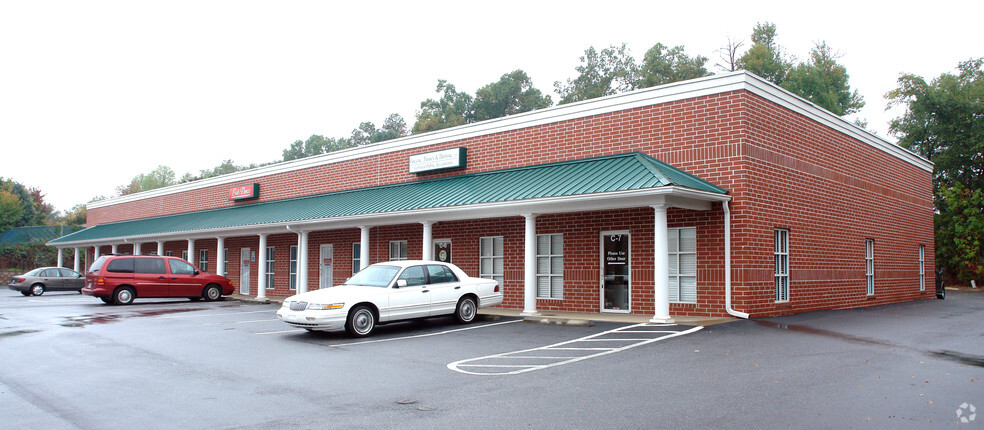 Primary Photo Of 211 E Butler Rd, Mauldin Storefront Retail Office For Sale