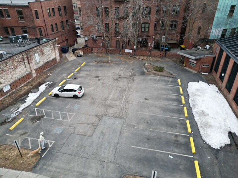 More Photos Of 25 Webster St, Brookline Specialty For Lease