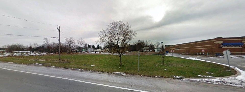 More Photos Of 1558 Route 104, Ontario Land For Lease