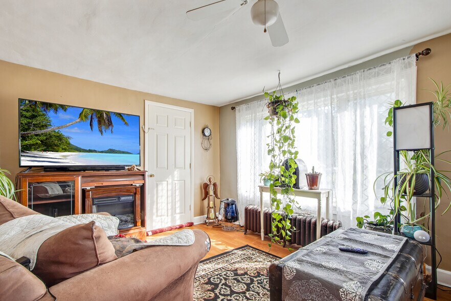 More Photos Of 6980 Nash Rd, North Tonawanda Apartments For Sale