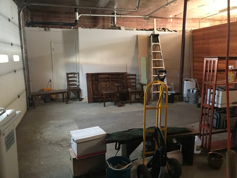 More Photos Of 103 N 5th St, Riverton Storefront Retail Office For Sale