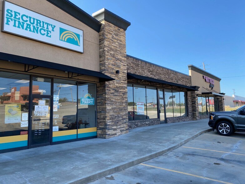 More Photos Of 1024-1040 NW 38th St, Lawton Freestanding For Lease