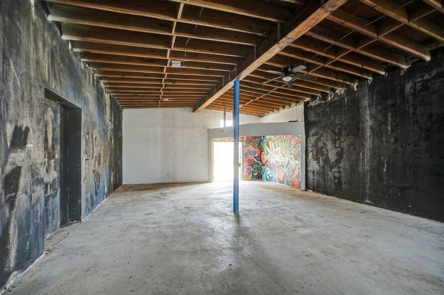 More Photos Of 4167 SW 18th St, West Park Industrial For Sale
