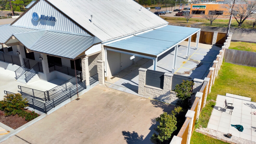 More Photos Of 8602 Spencer Hwy, La Porte Medical For Lease
