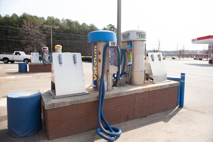 More Photos Of 3425 N Main St, High Point Carwash For Sale