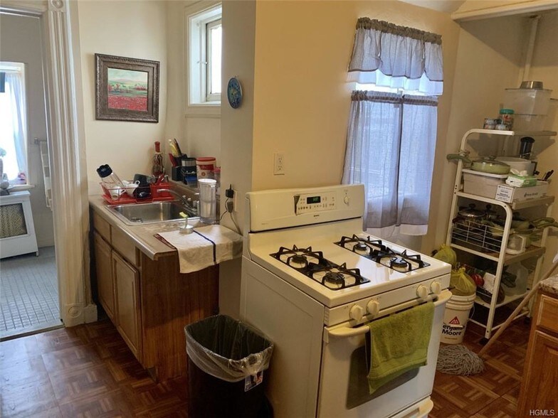 More Photos Of 45 Highland Ave, Yonkers Apartments For Sale