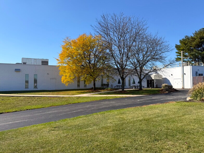 More Photos Of 110 W Park Dr, Mount Laurel Flex For Sale