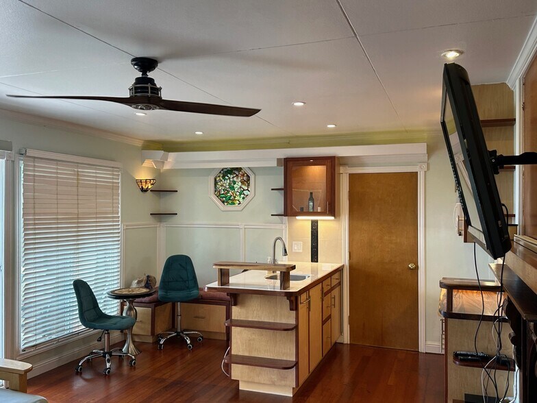 More Photos Of 3135 Lower Kula Rd, Kula Storefront Retail Office For Sale