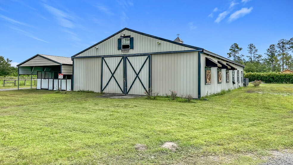 More Photos Of 46700 Middle Rd, Callahan Land For Sale