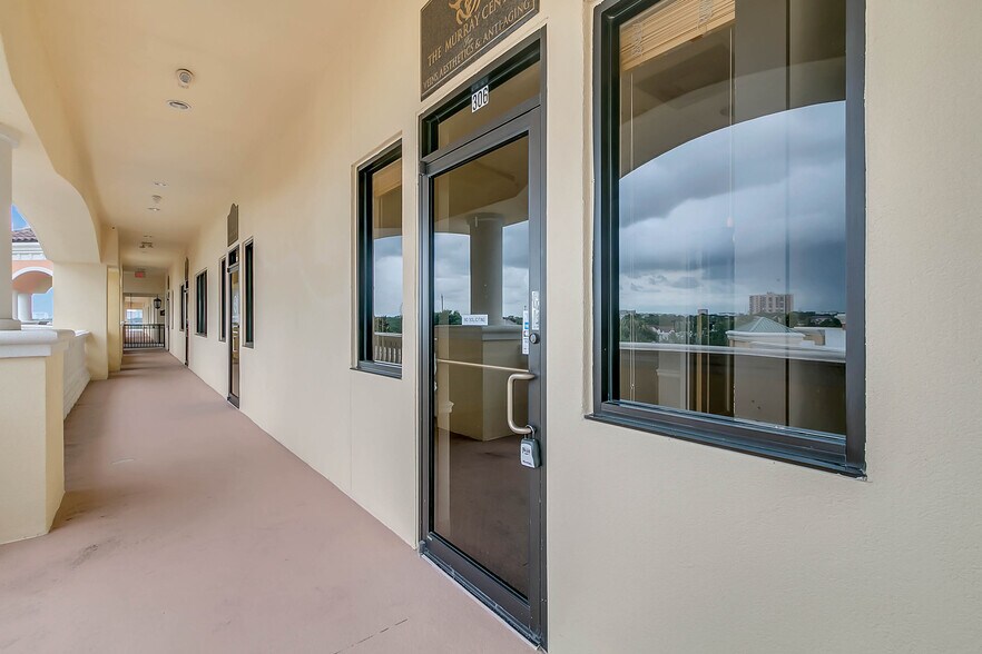 More Photos Of 7932 W Sand Lake Rd, Orlando Office For Sale