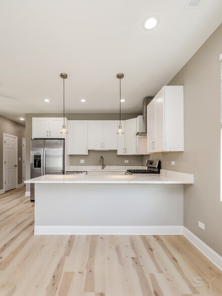 More Photos Of 623 Hamlin Ave, Chicago Apartments For Sale