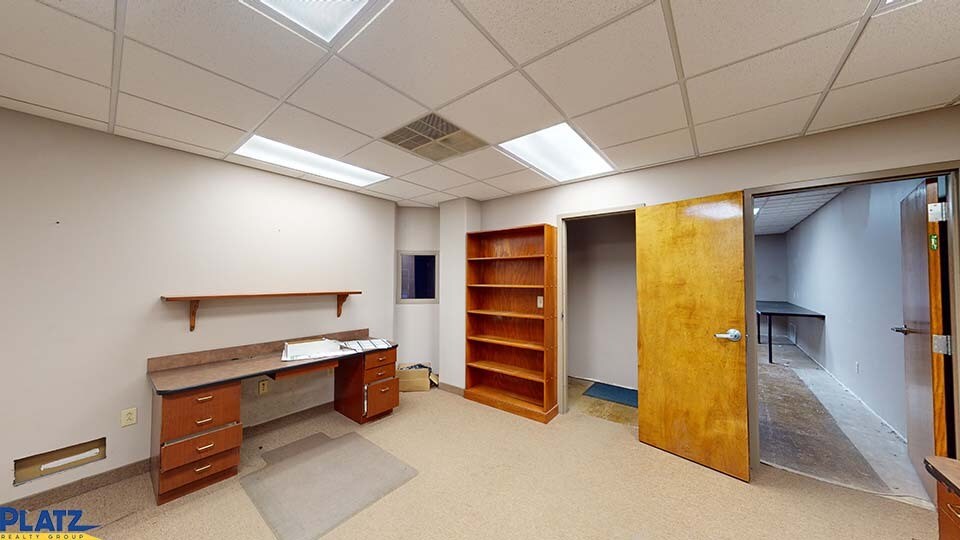 More Photos Of 410 Lisbon St, Canfield Warehouse For Lease