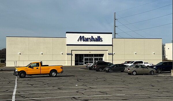 More Photos Of 2905 N Broadway, Pittsburg Department Store For Sale